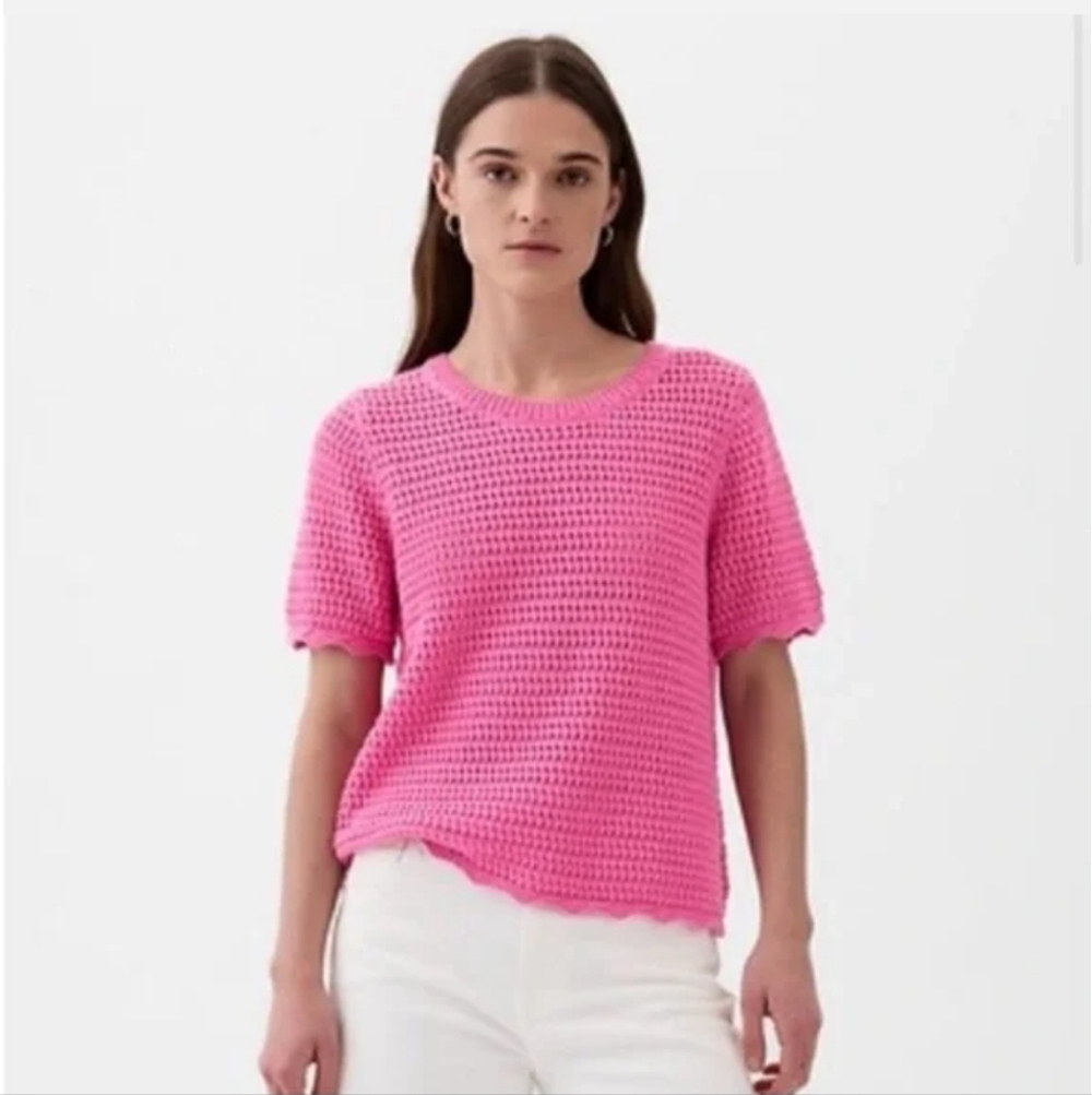 GAP Pink Women's Sweater